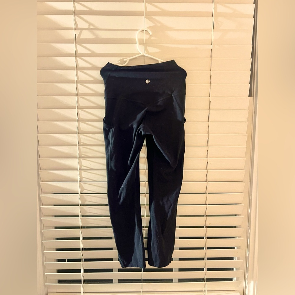 LuLuLemon Align High Rise With pockets BLACK size 0